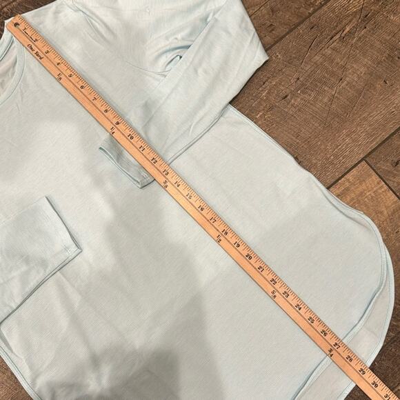 Lands' End Long Sleeve Curved Hem Tunic Top Light Blue White Size M - Picture 5 of 8